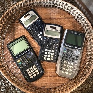 Lot of Texas Instrument Calculators TI-83, TI-84 and TI-30xs